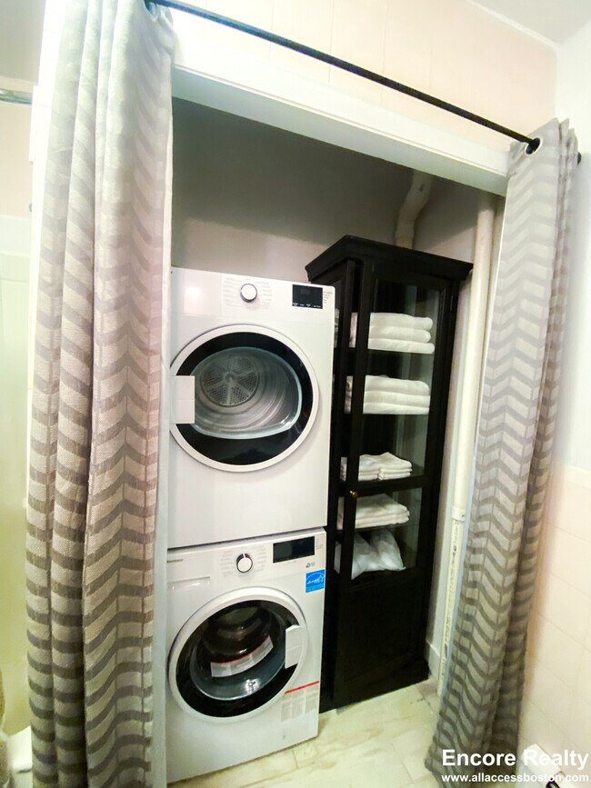 1568 Tremont St unit 4, Roxbury Crossing, MA 02120 - photo 7