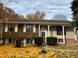 215 Irene Ave, Rochelle, IL 61068