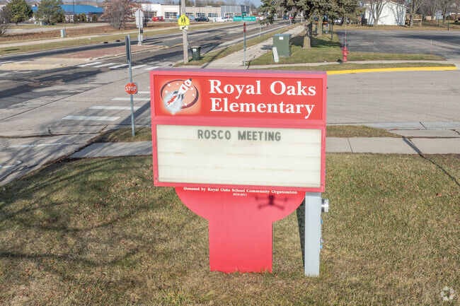 Royal Oaks Elementary School is located in Sun Prairie.