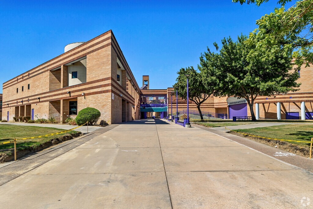 Peter Johansen High School, Modesto CA Rankings & Reviews - Homes.com