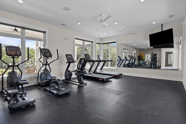 51-web-or-mls-4349 Morning Mist Dr HDR 099.jpg