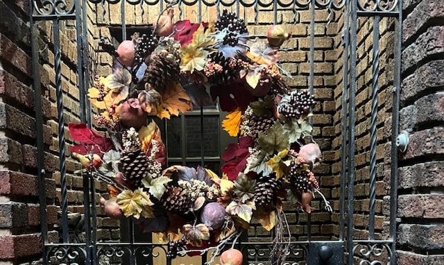 2420 Derbyshire Rd, Cleveland, OH 44106 - photo 2