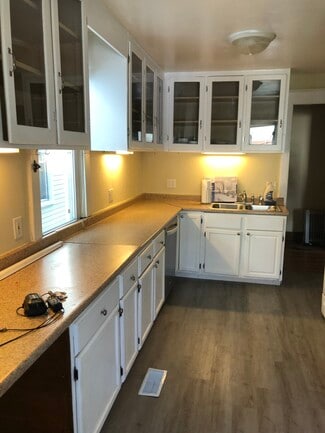 1117 Foster St, Evanston, IL 60201