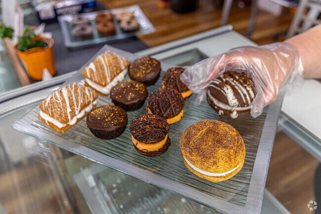 Raegamuffin's in Veazie offers gluten free pastries.