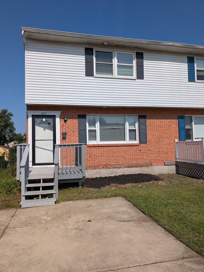 657 Shore Dr, Joppatowne, MD 21085