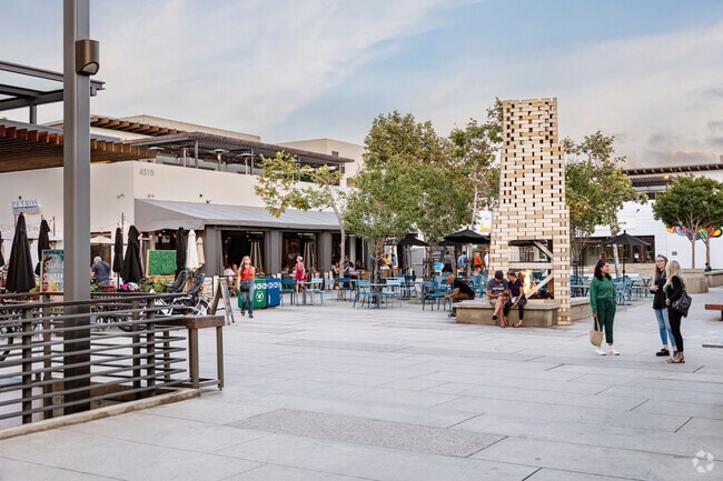 Downtown Manhattan Beach in California is a prime spot for shopping and dining.