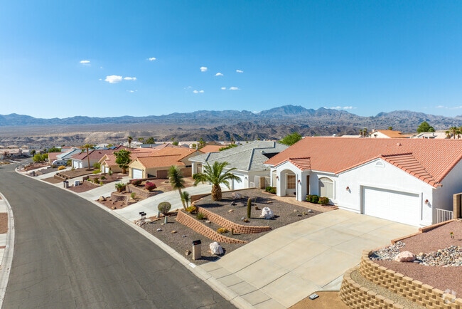 Enjoy breathtaking views in every direction at Sun Ridge Estates, Bullhead City.