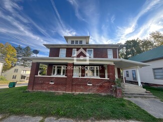 228 N 11th St Unit 228, New Castle, IN 47362