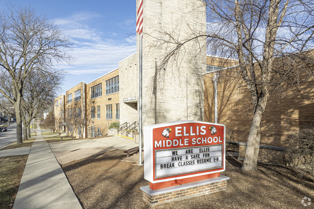 Students are the highest priority at Ellis Middle School.