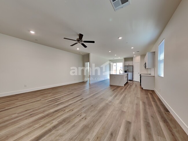 678 Crimson Flare Ct, Henderson, NV 89011 - photo 6