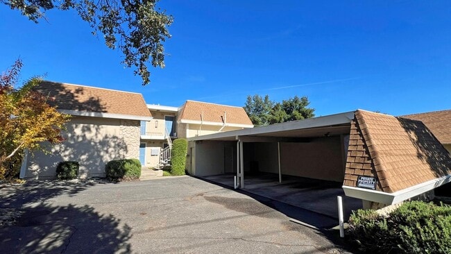 146 Gibson St unit 4, Ukiah, CA 95482 - photo 6