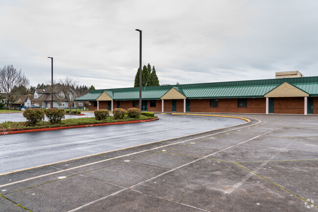Parking and round about for Fishers Landing Elementary School.