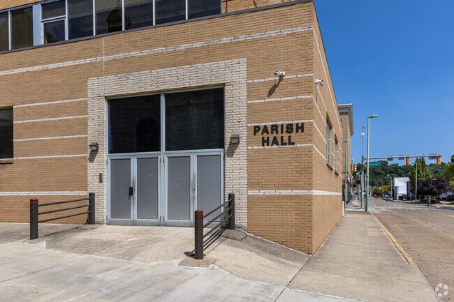 Sacred Heart Grade School also offers preschool for young children.