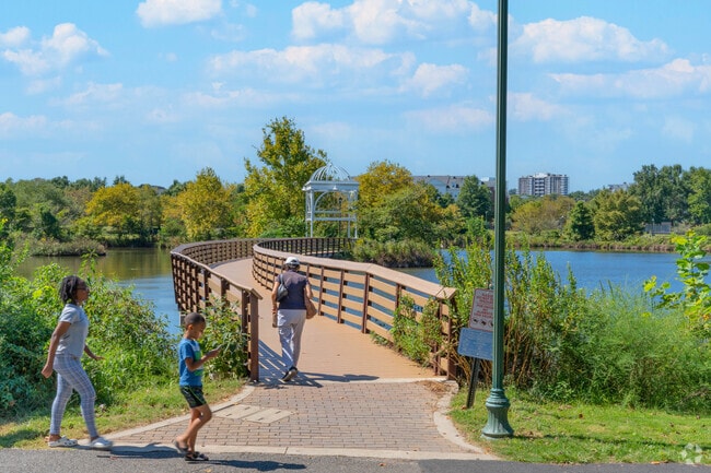 Complete a picturesque loop by strolling across the bridge in Brenman Park.
