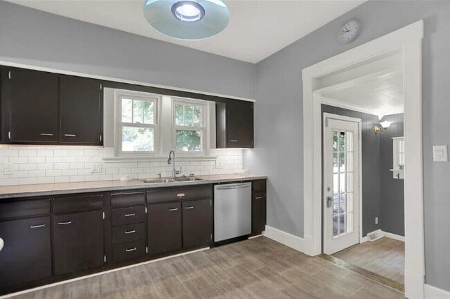 Downtown Lafayette Living!, Lafayette, IN 47901 - photo 4