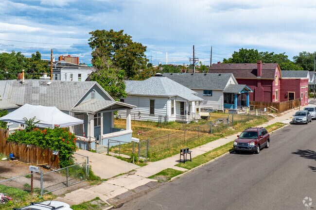 Bungalows range from $245,000 to $600,000 in River North.