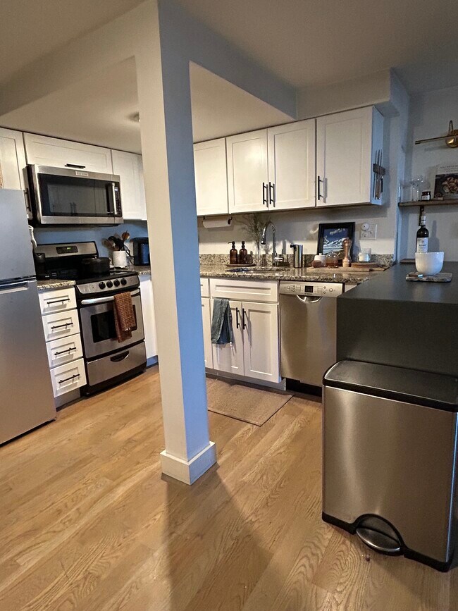 10 Exchange St unit 411, Portland, ME 04101 - photo 6