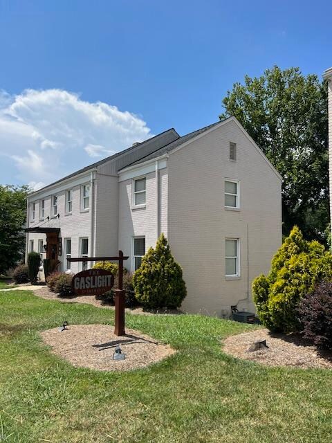 1108 W Friendly Ave unit 1, Greensboro, NC 27401 - photo 7