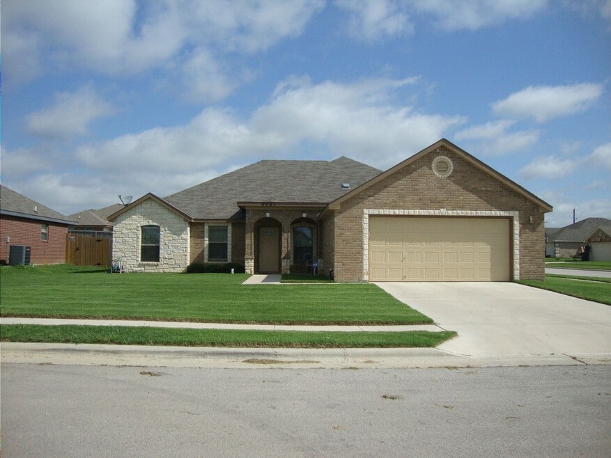 9901 Diana Dr, Killeen, TX 76542 - photo 1