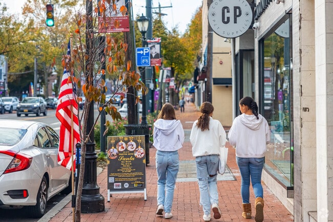 Friends meet up for some after school shopping in downtown Huntington.