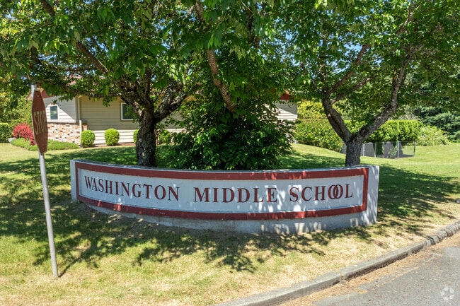 Washington Middle School has an A grade on Niche.