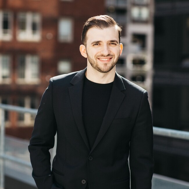 Agent Photo