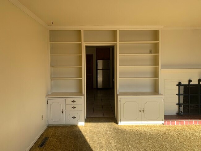 555 E 300 N unit 1, Logan, UT 84321 - photo 5