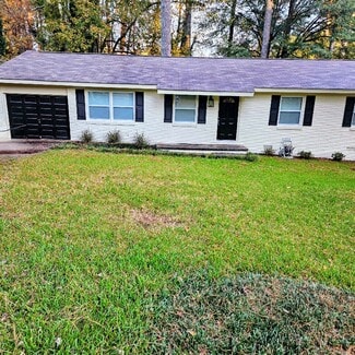 557 Mt Vista Rd, Stone Mountain, GA 30087