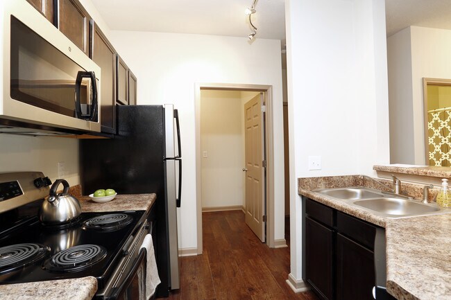 Avon Creek, Avon, IN 46123 - photo 6