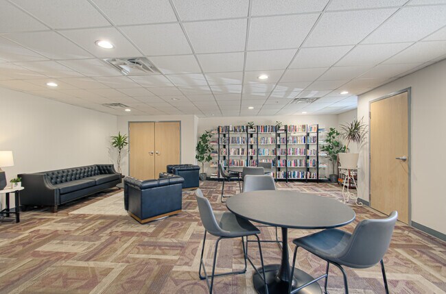 Englewood Vista, Gladstone, MO 64118 - photo 2