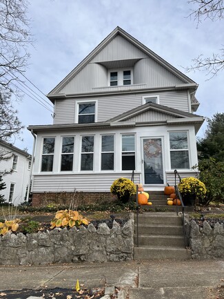 325 S Main St Unit 2, Poland, OH 44514