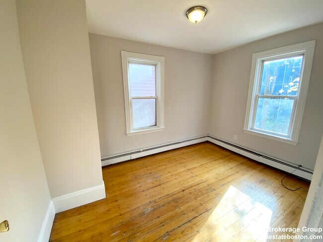 1574 Tremont St unit 2, Roxbury Crossing, MA 02120 - photo 5