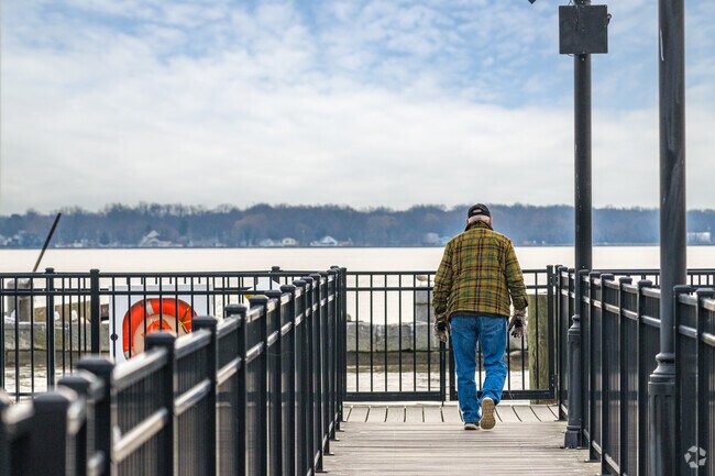 Take in the views of the Delaware River just south of Wilmington Manor.