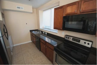 30 Kings Way Unit 104, Hampton, VA 23669