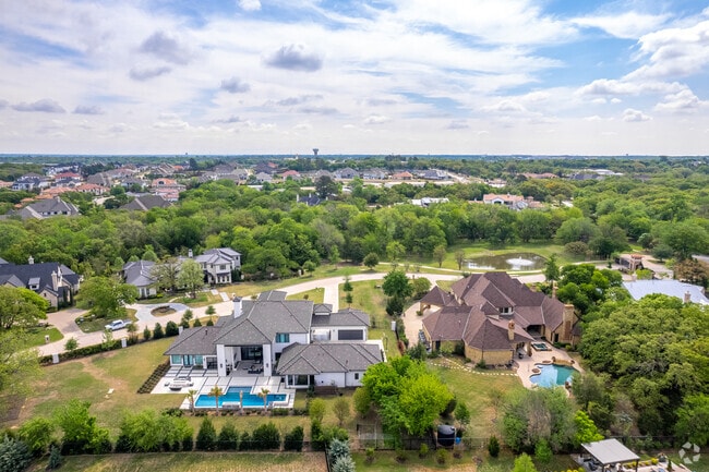 Primarily luxury homes are currently being built in Westlake.