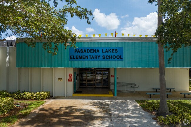 Pasadena Lakes Elementary School serves children of Rainbow Lakes.