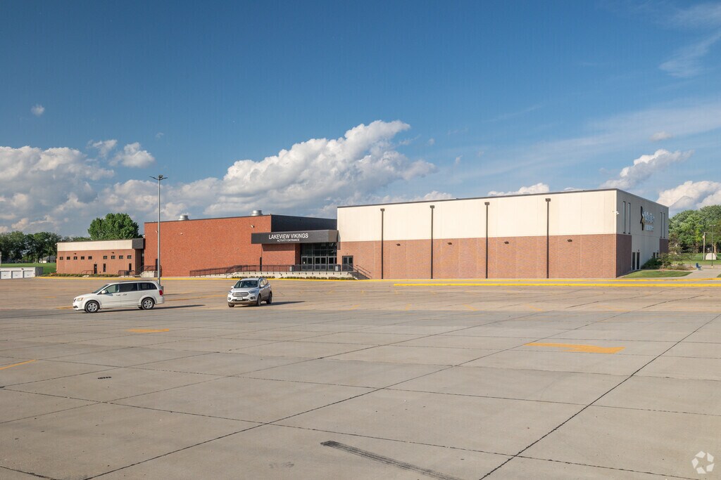 School spirit is strong at Lakeview High School in Columbus.