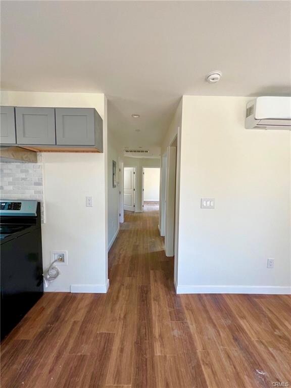 13106 Jouett St unit 13106 JOUETT, Los Angeles, CA 91331 - photo 5