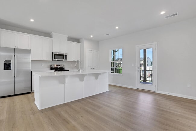 2020 Fortuna St, Lawrenceville, GA 30046 - photo 3