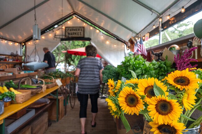 Support Bogside Farm at their farm stand in Cataumet.