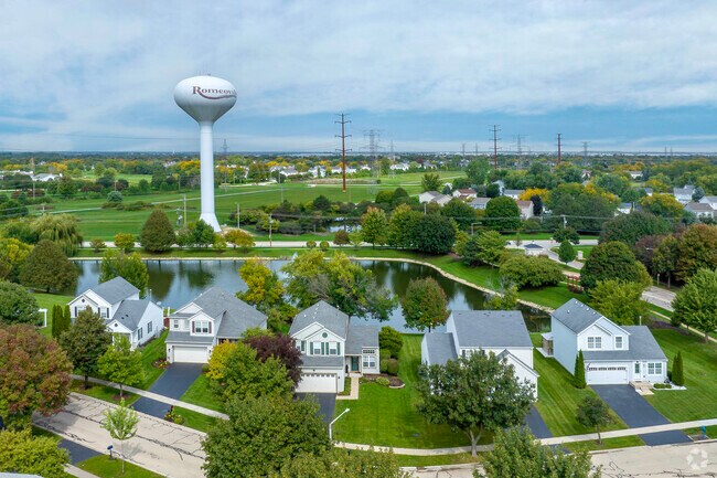 Wesglen is a modern, suburban community in southwest Romeoville.