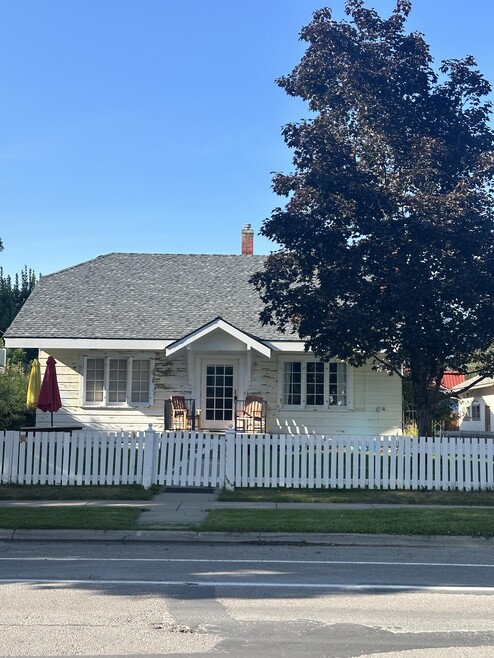 734 2nd St E, Whitefish, MT 59937 - photo 1