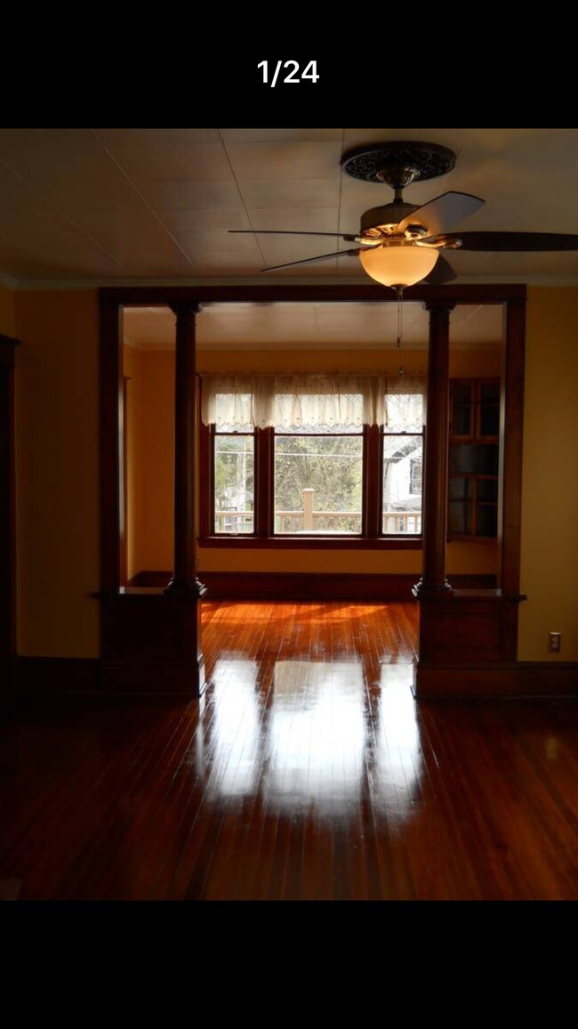 5028 17th Ave Unit 17th Ave 2, Kenosha, WI 53140