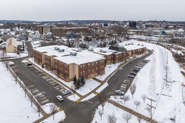 Villa Nova Middle School has a student teacher ratio of 11:1.