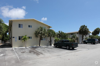 1751 NE 31st St, Pompano Beach, FL 33064