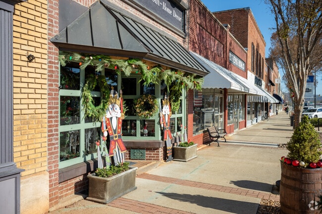 The streetscape in Pickens has beautiful decorations and is very walkable.