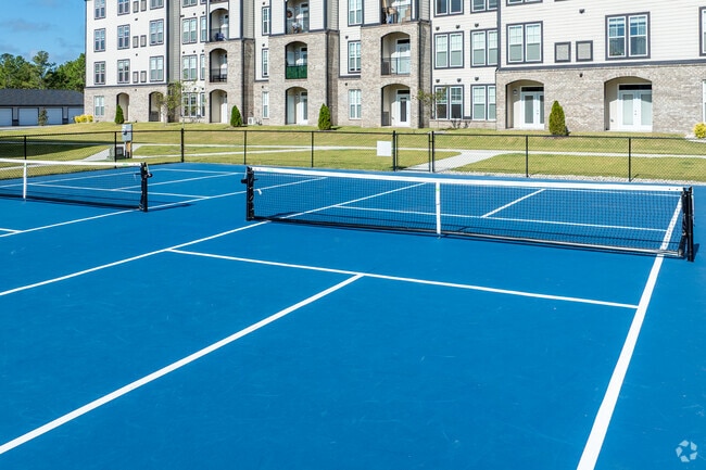 Pickleball Courts