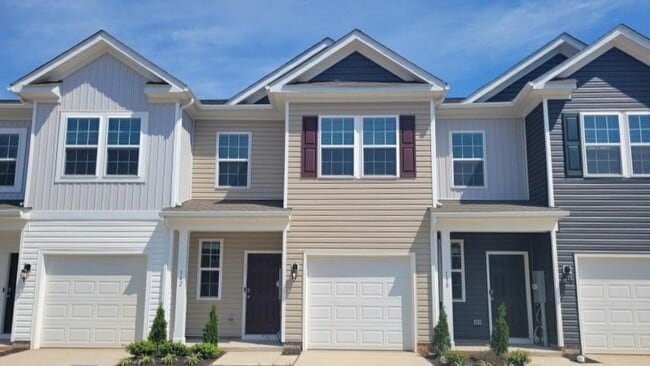 163 Rae Ct, Luray, VA 22835 - photo 2