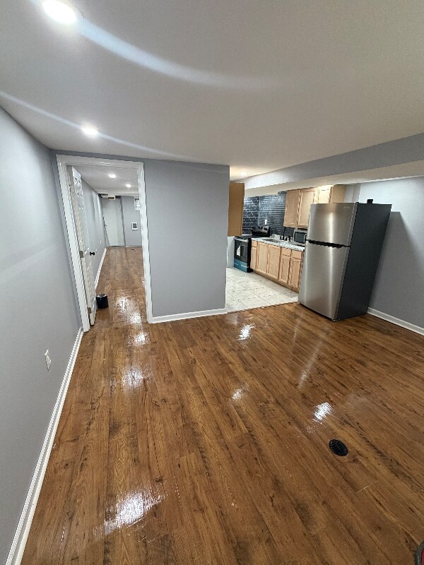 200 E Albanus St unit Base Unit, Philadelphia, PA 19120 - photo 7