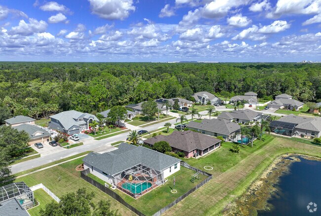 Sunrise Oaks is a quiet suburban community conveniently located near shopping and dining.